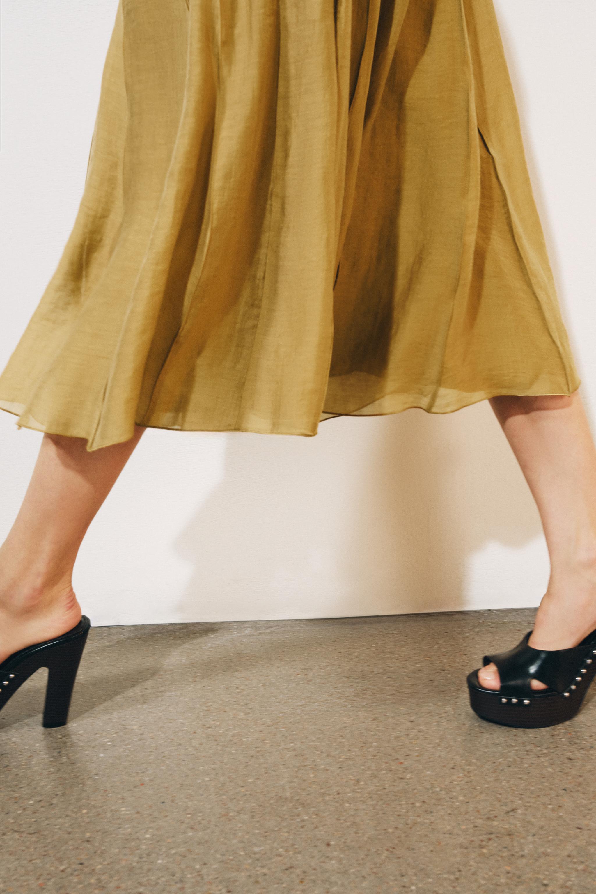 STUDDED HEELED SANDALS
